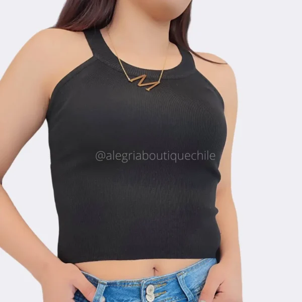 Polera Cuello Halter Punto. Tops de hilo full tendencia para el verano. Tejido de Hilo con Cuello H. Disponible en hermosos colores.